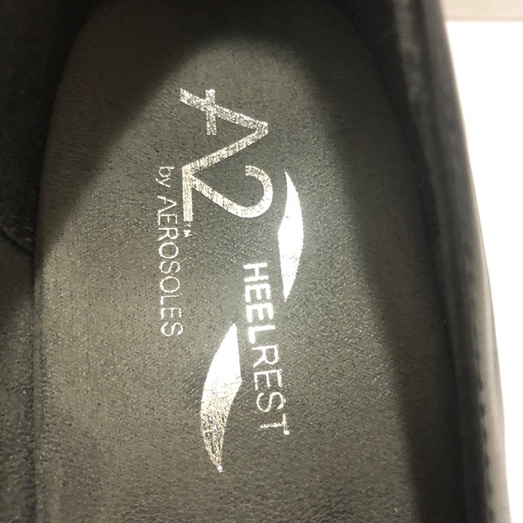 Black Heels - Picture 3 of 7